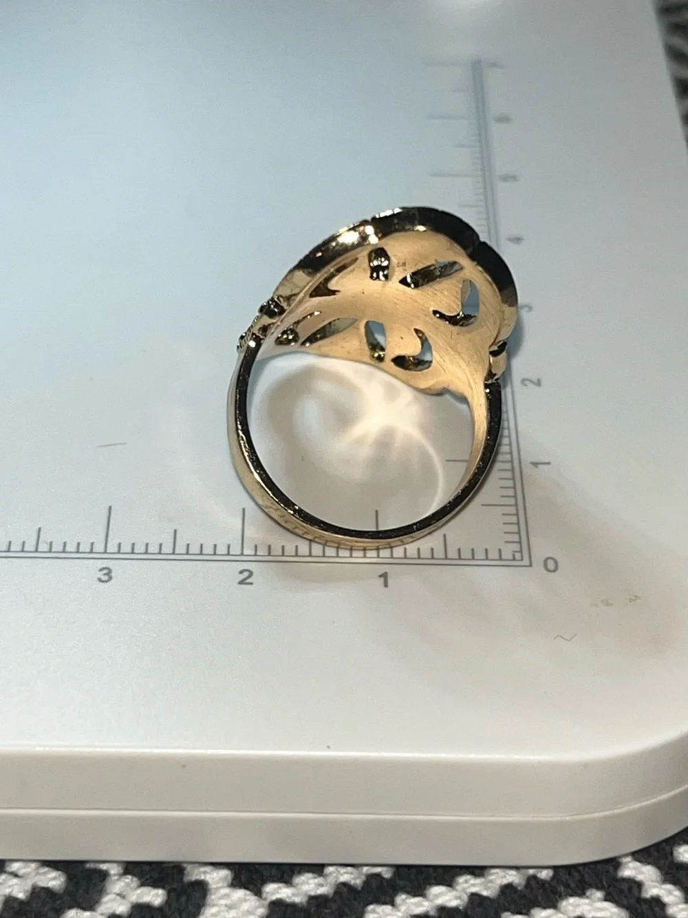 Vintage Gold Tone Statement Ring Red Crystal Rhinestone Cocktail Ring Size 8.25
